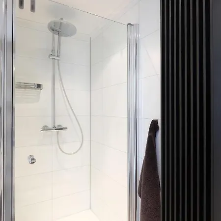 Cube Elite Mit Meerblick Am Im Europarcs Bad Hoophuizen
